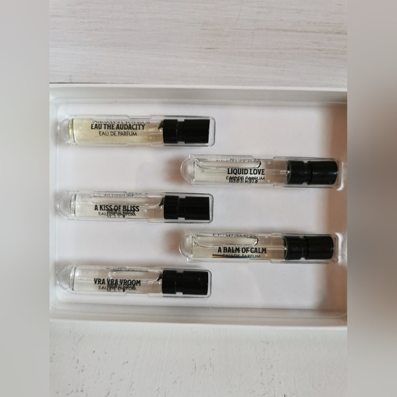 Penhaligon's Potions & Remedies Discovery Set - Picture 10 of 10